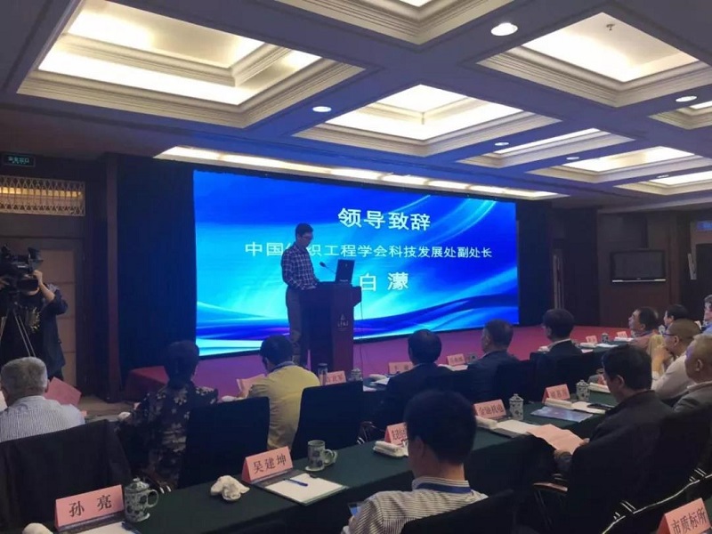 白.jpg 白.jpg